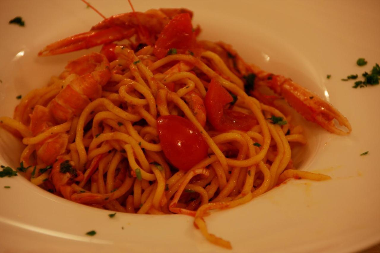 Hotel Angela 法诺 外观 照片