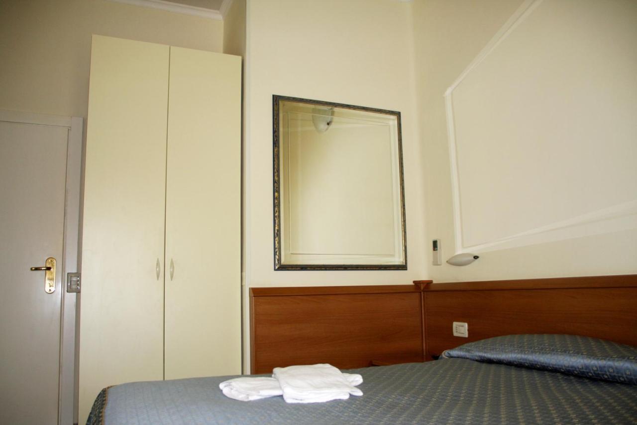 Hotel Angela 法诺 外观 照片